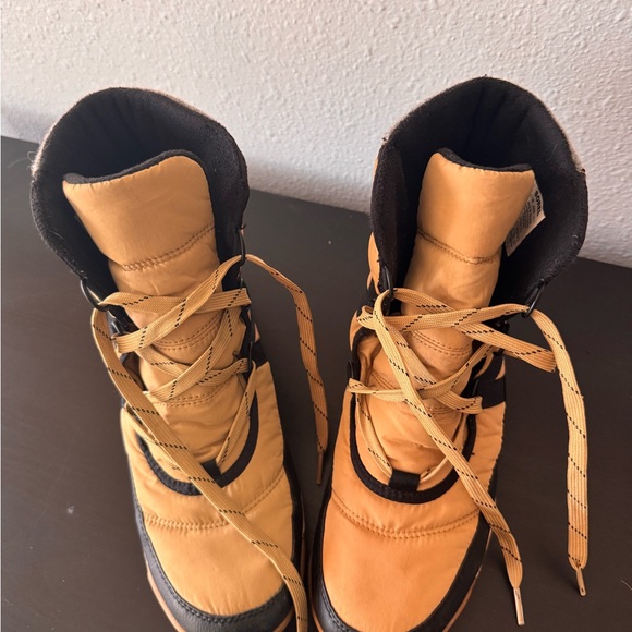 Sorel Women's Whitney Frosty Lace Waterproof Boot Size 10 - Picture 2 of 7